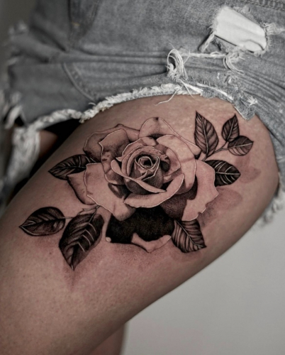 realistic-rosen-tattoo